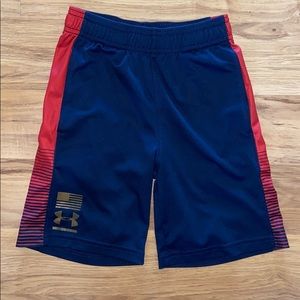 Boys under Armour shorts size 6